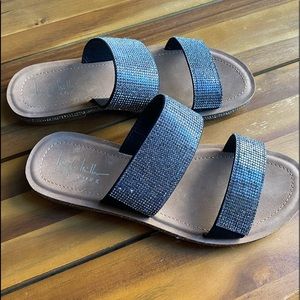 Women sandals